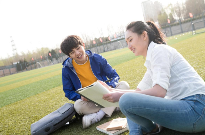 美国学生签证拒签原因 F1签证语言要求